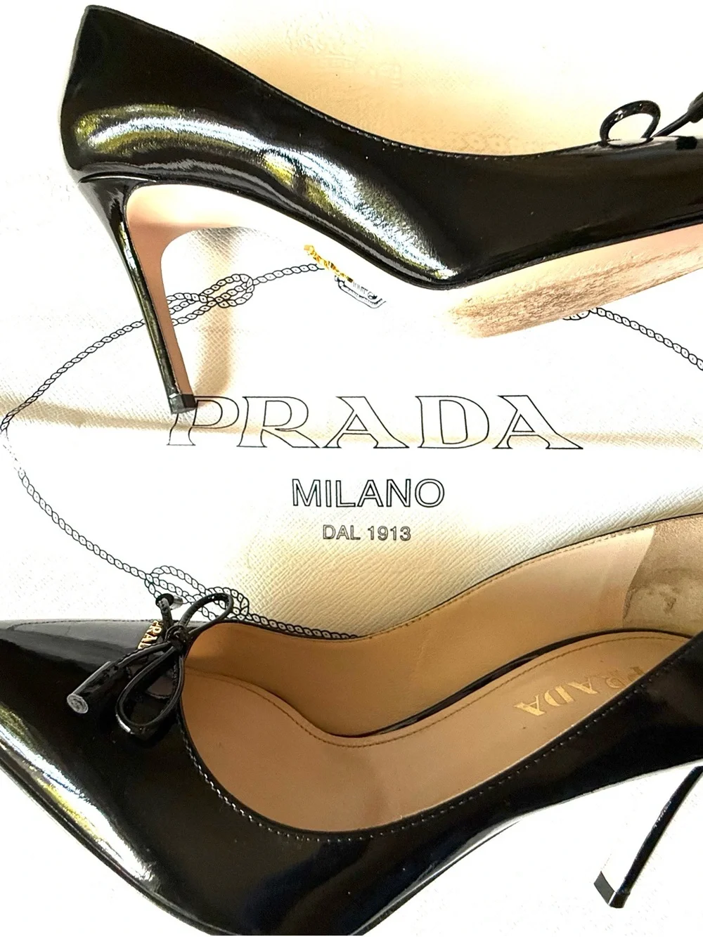 Prada Black Patent Leather Pointed Toe Pumps with Bow $300 size 8.5